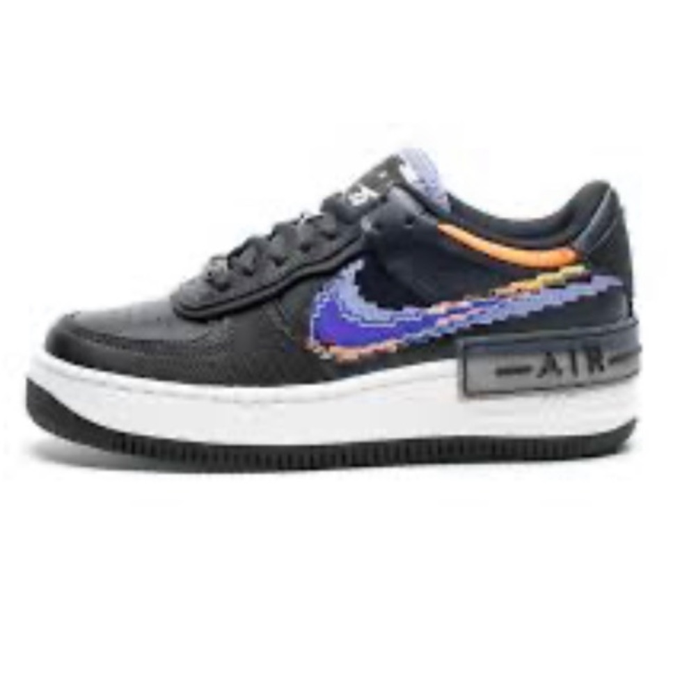 Nike Air Force 1 Shadow SE Sneakers - Picture 3 of 11